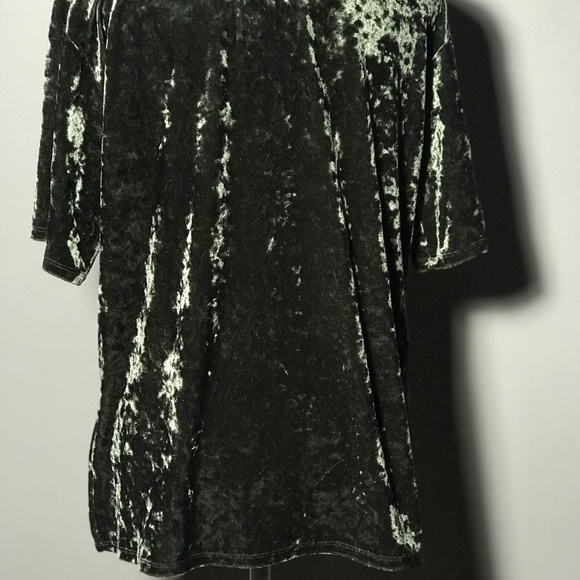 blouses - Picture 4 of 8